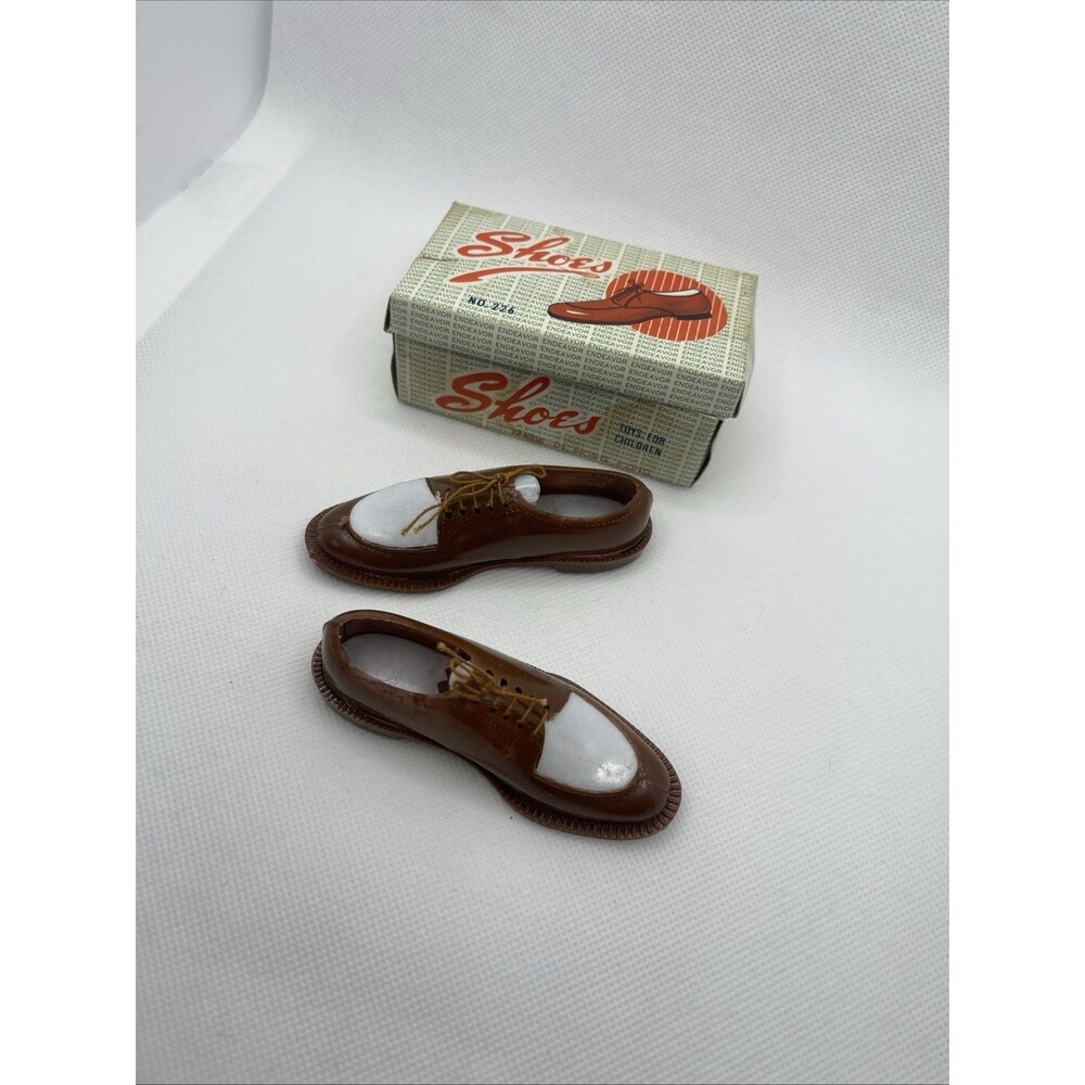 Vintage Endeavor Miniature Shoes Box No. 226 Toys Children 3.5x 2 Brown & White